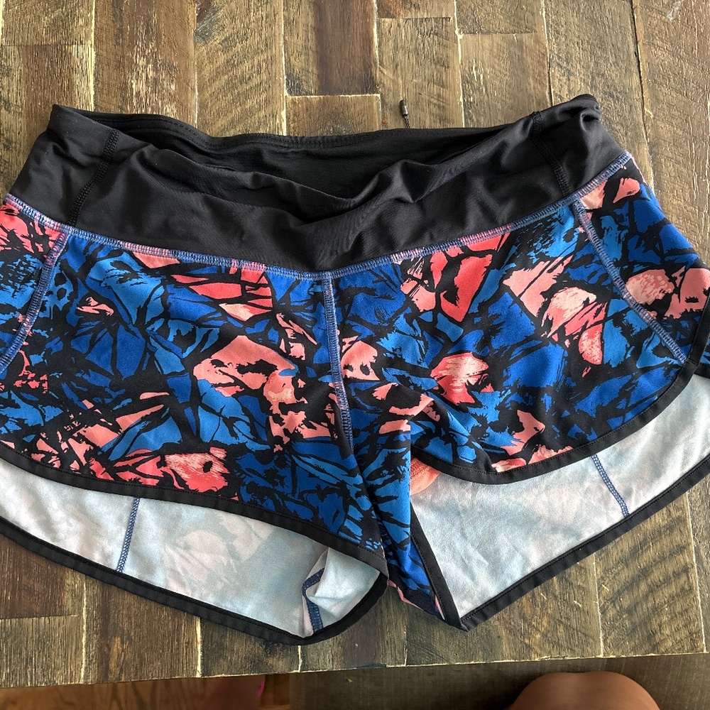 Lululemon Speed shorts 2.5 inch seam